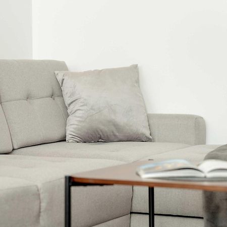 Stylowy Apartament Z Parkingiem Gdansk By Noclegi Renters Kültér fotó